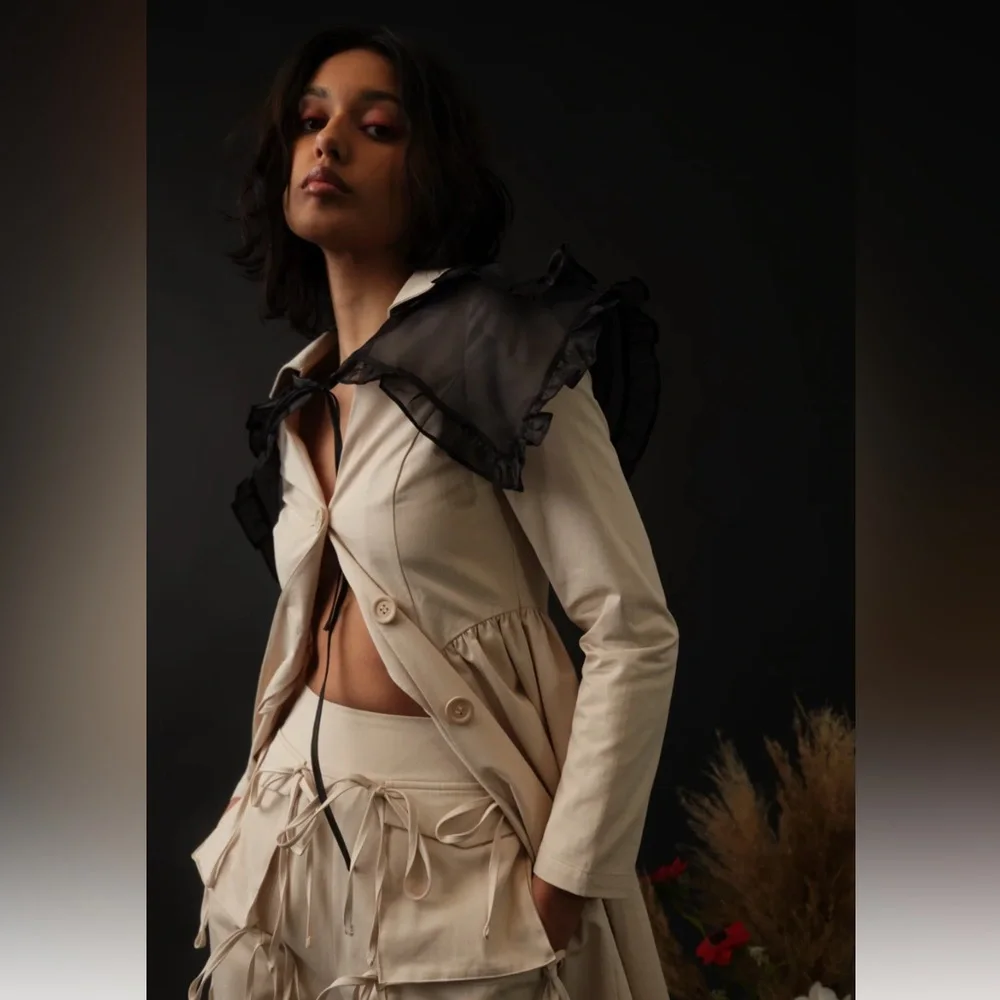 Allina liu - Araki pants with bow detail. Size L - Picture 2 of 7
